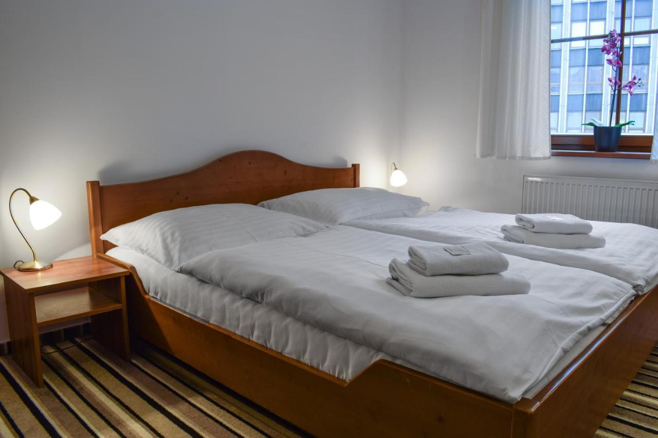 Hotel La Rosa Фридек-Мистек Экстерьер фото